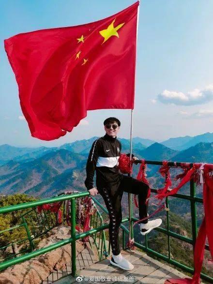 王哲林和队友做公益，莫兰德摩拜张镇麟，赵继伟到原帅家做客